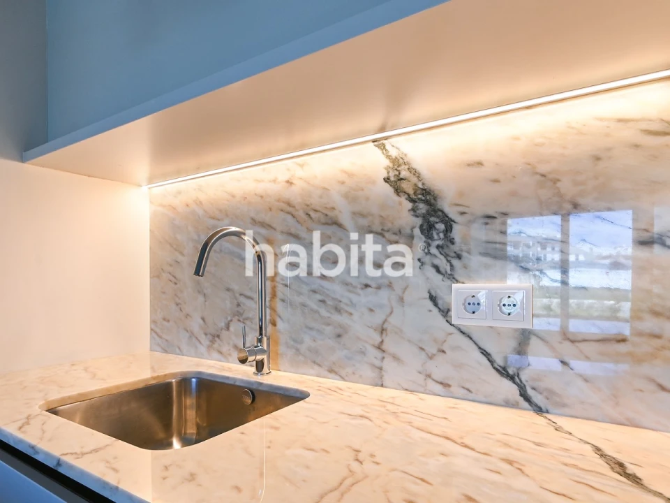 Apartamento T1 para Venda em Lordelo do Ouro e Massarelos Foto 8