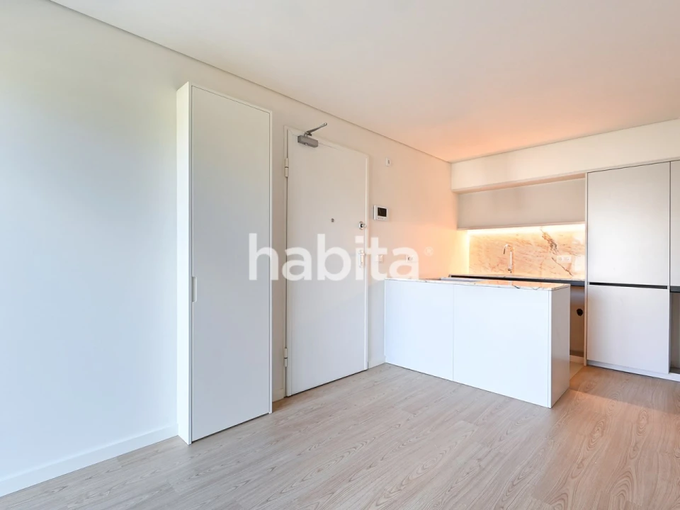 Apartamento T1 para Venda em Lordelo do Ouro e Massarelos Foto 13