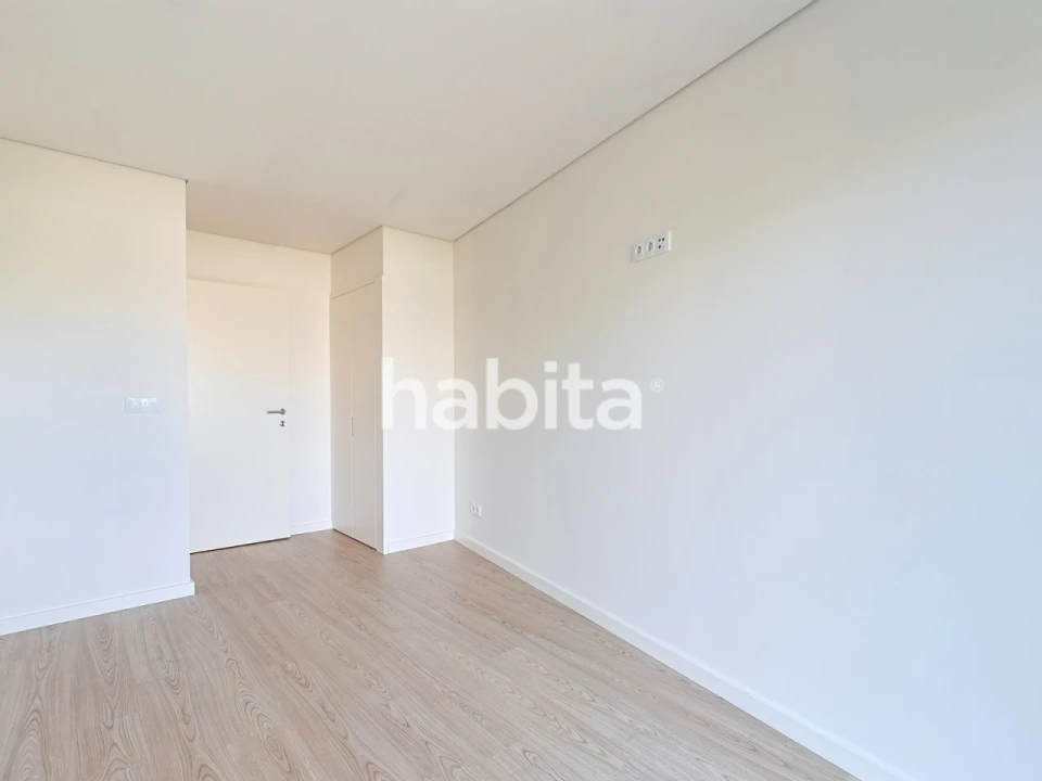Apartamento T1 para Venda em Lordelo do Ouro e Massarelos Foto 18