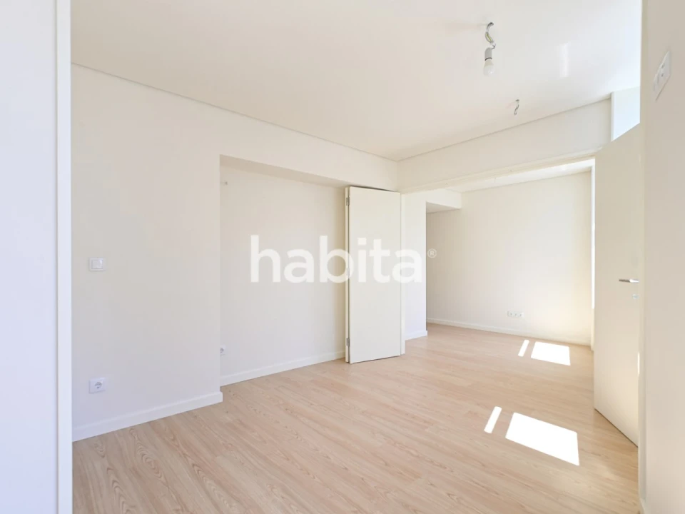 Apartamento T1 para Venda em Lordelo do Ouro e Massarelos Foto 4