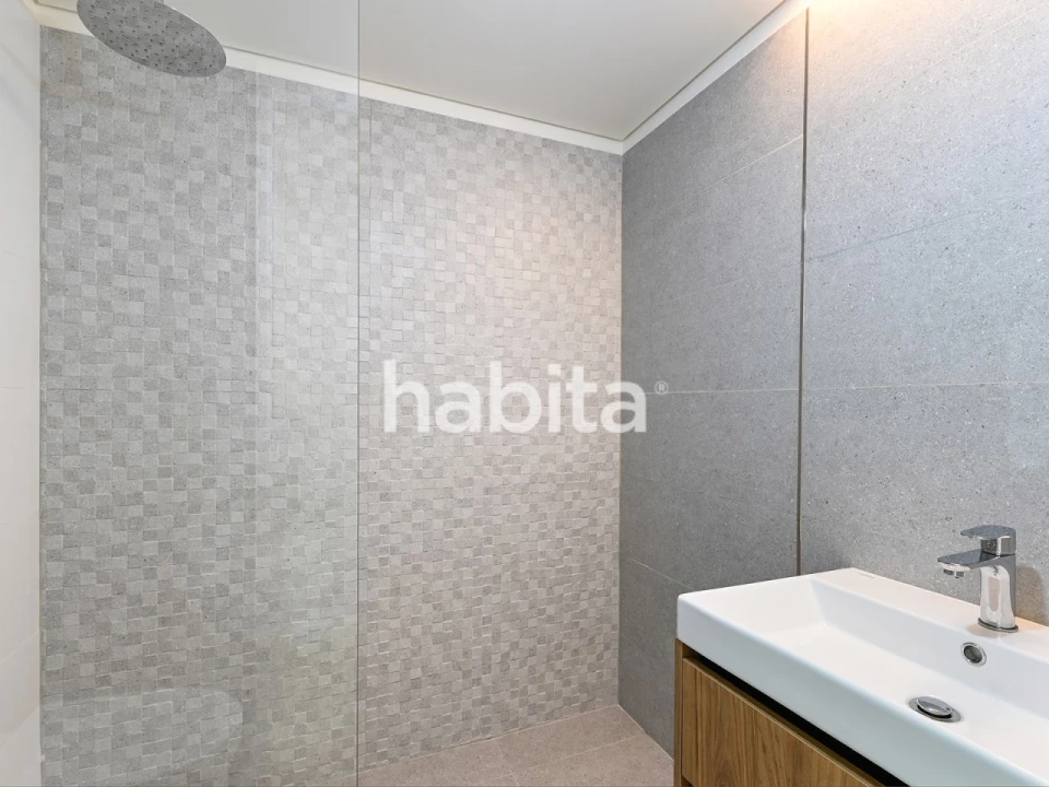 Apartamento T1 para Venda em Lordelo do Ouro e Massarelos Foto 16