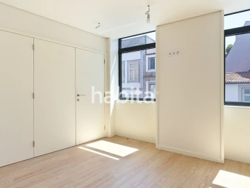 Apartamento T1 para Venda em Lordelo do Ouro e Massarelos