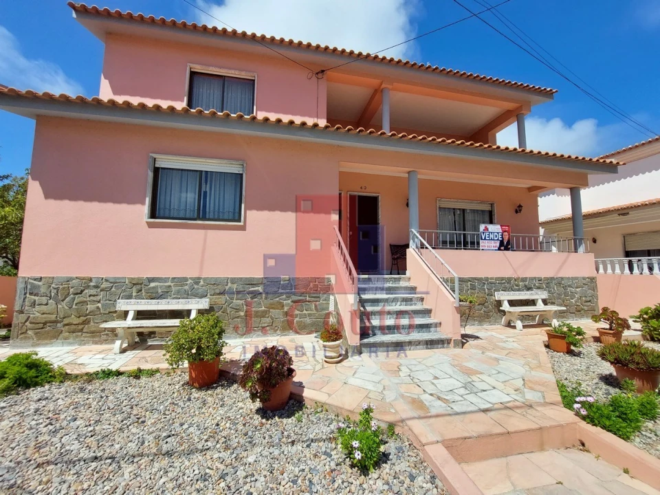 Moradia T6 para Venda em Nossa Senhora do Pópulo, Coto e São Gregório Foto 3