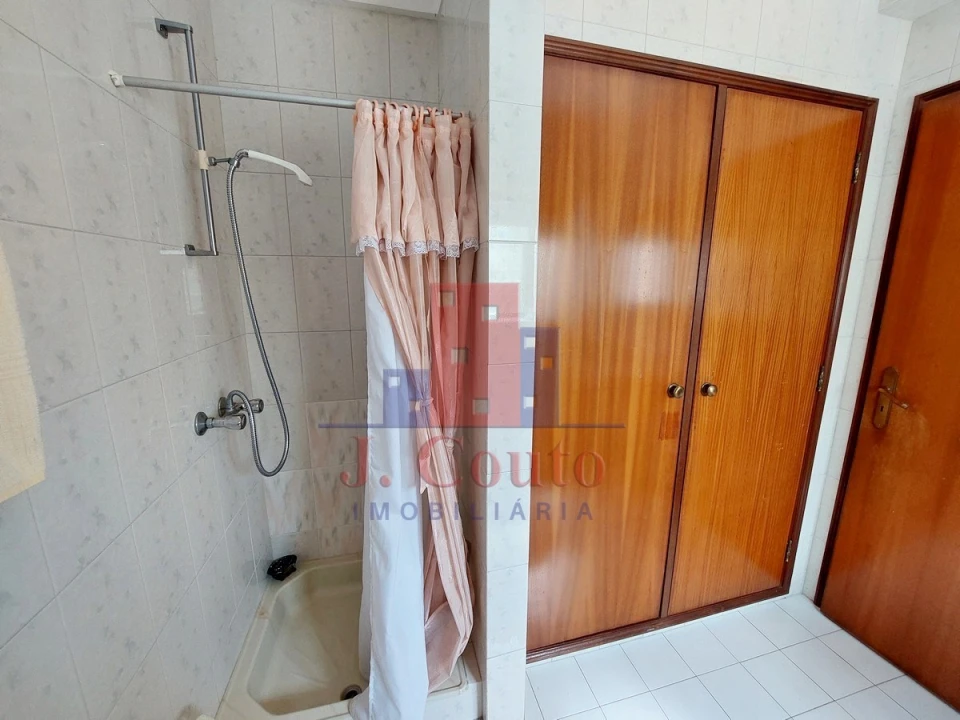 Moradia T6 para Venda em Nossa Senhora do Pópulo, Coto e São Gregório Foto 36