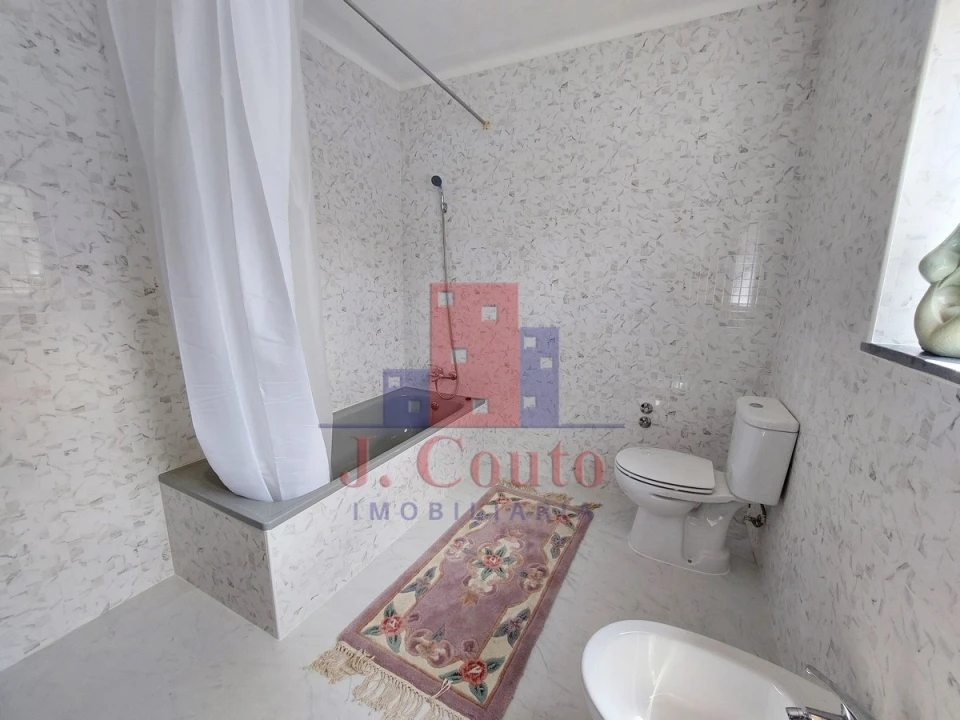 Moradia T6 para Venda em Nossa Senhora do Pópulo, Coto e São Gregório Foto 42