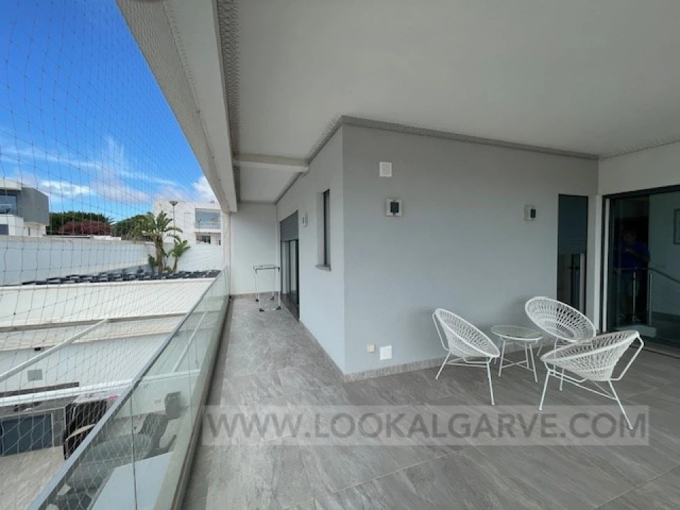 Moradia T4 para Venda em Lagos (São Sebastião e Santa Maria) Foto 20