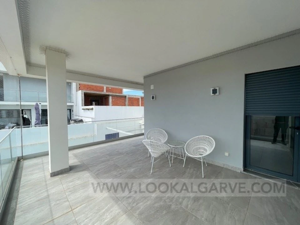 Moradia T4 para Venda em Lagos (São Sebastião e Santa Maria) Foto 23