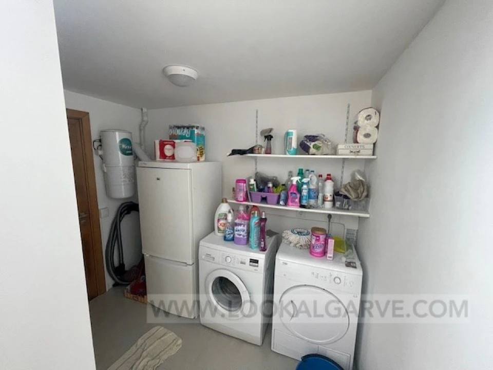 Moradia T4 para Venda em Lagos (São Sebastião e Santa Maria) Foto 24