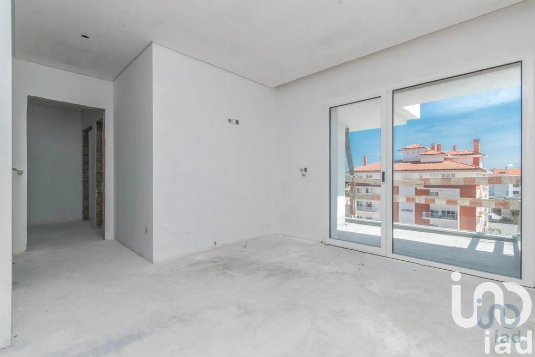 Apartamento T4 para Venda em Marinha Grande Foto 1