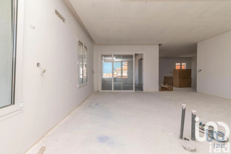 Apartamento T4 para Venda em Marinha Grande Foto 4