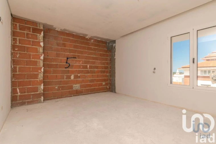 Apartamento T4 para Venda em Marinha Grande Foto 8