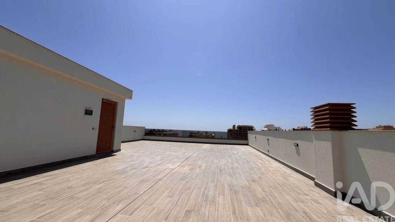 Apartamento T2 para Venda em Quarteira Foto 20