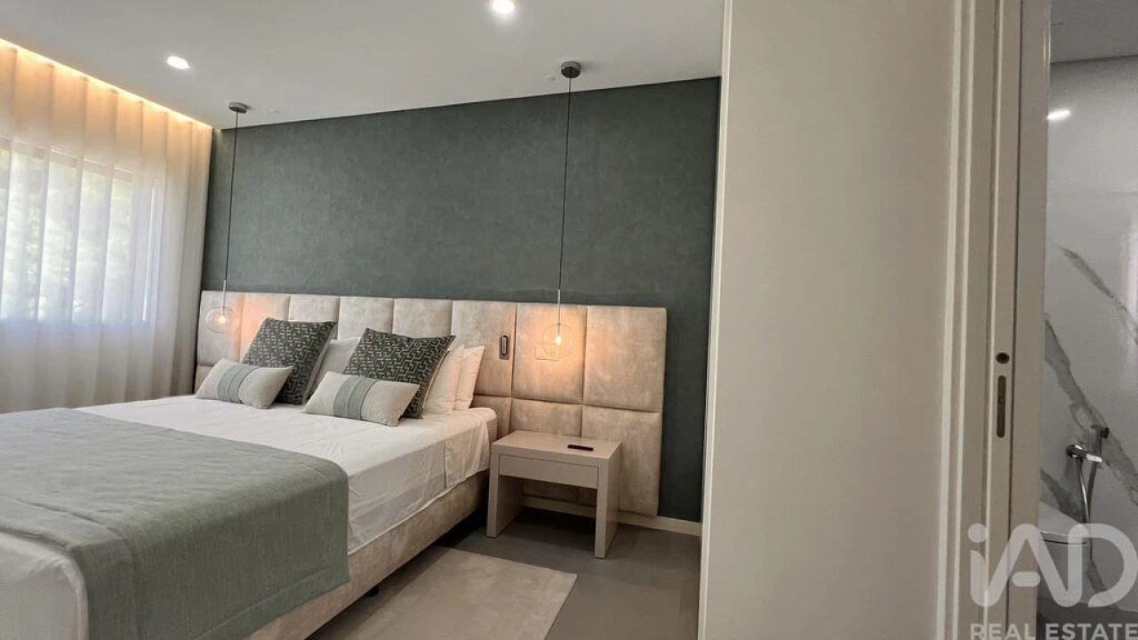 Apartamento T2 para Venda em Quarteira Foto 10
