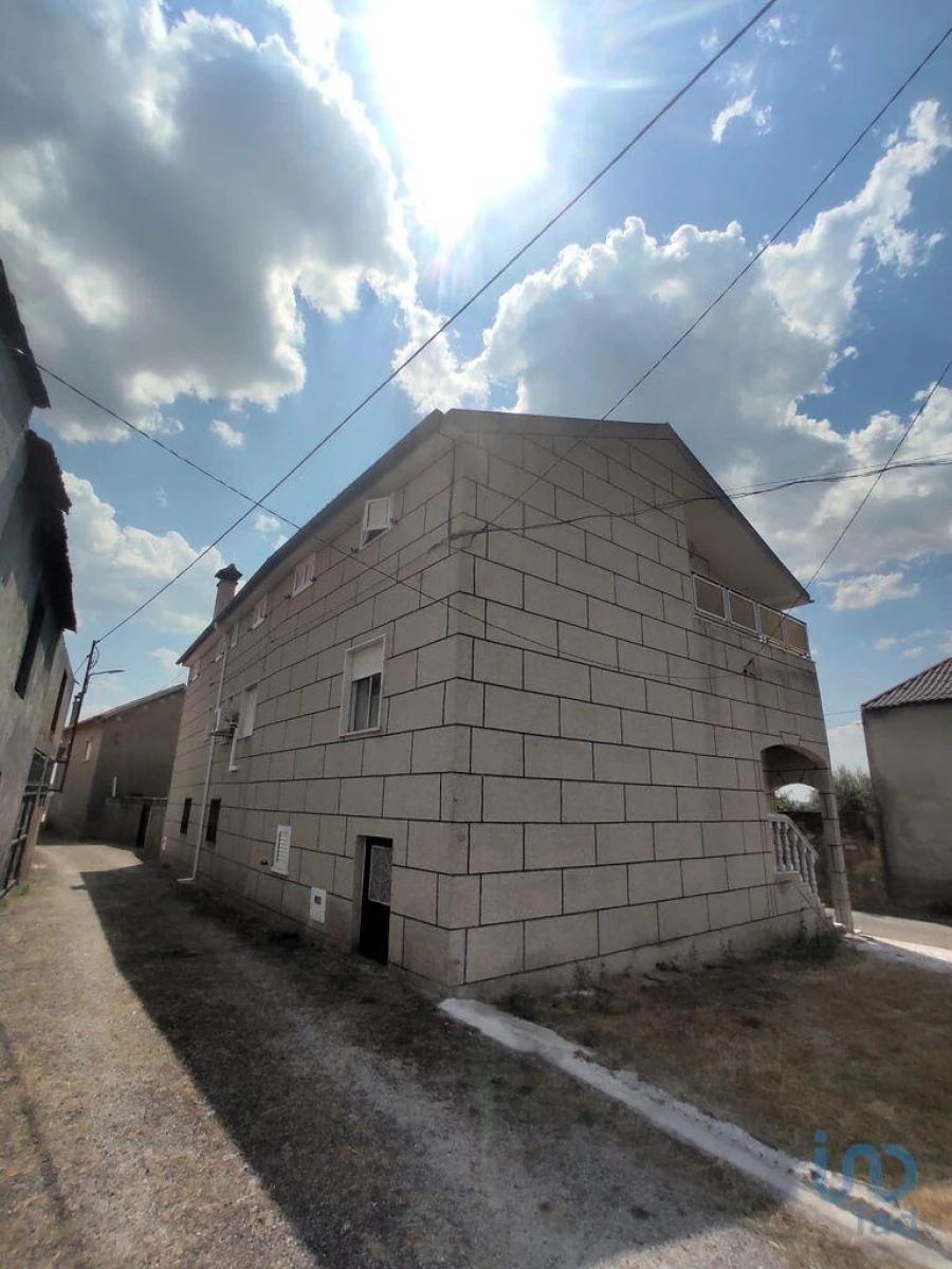 Moradia T2 para Venda em Rochoso e Monte Margarida Foto 5