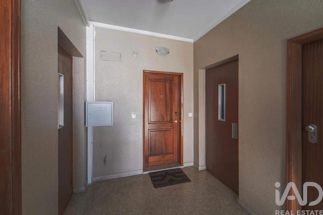Apartamento T2 para Venda em Subportela, Deocriste e Portela Susã Foto 27