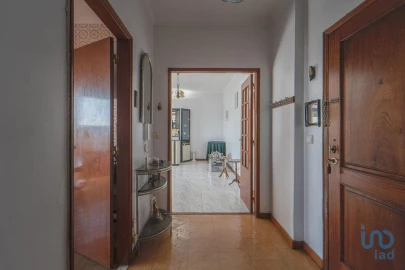 Apartamento T2 para Venda em Subportela, Deocriste e Portela Susã