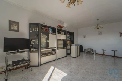 Apartamento T2 para Venda em Subportela, Deocriste e Portela Susã