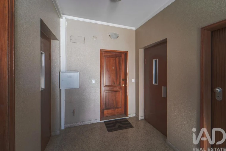 Apartamento T2 para Venda em Subportela, Deocriste e Portela Susã Foto 27