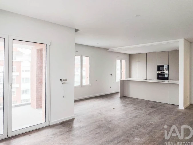 Apartamento T3 para Venda em Marinha Grande Foto 2