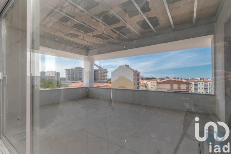 Apartamento T3 para Venda em Marinha Grande Foto 5