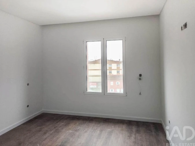 Apartamento T3 para Venda em Marinha Grande Foto 6