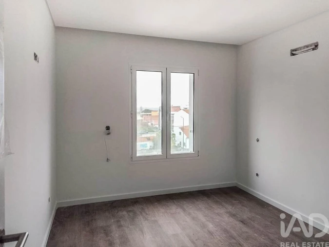 Apartamento T3 para Venda em Marinha Grande Foto 5