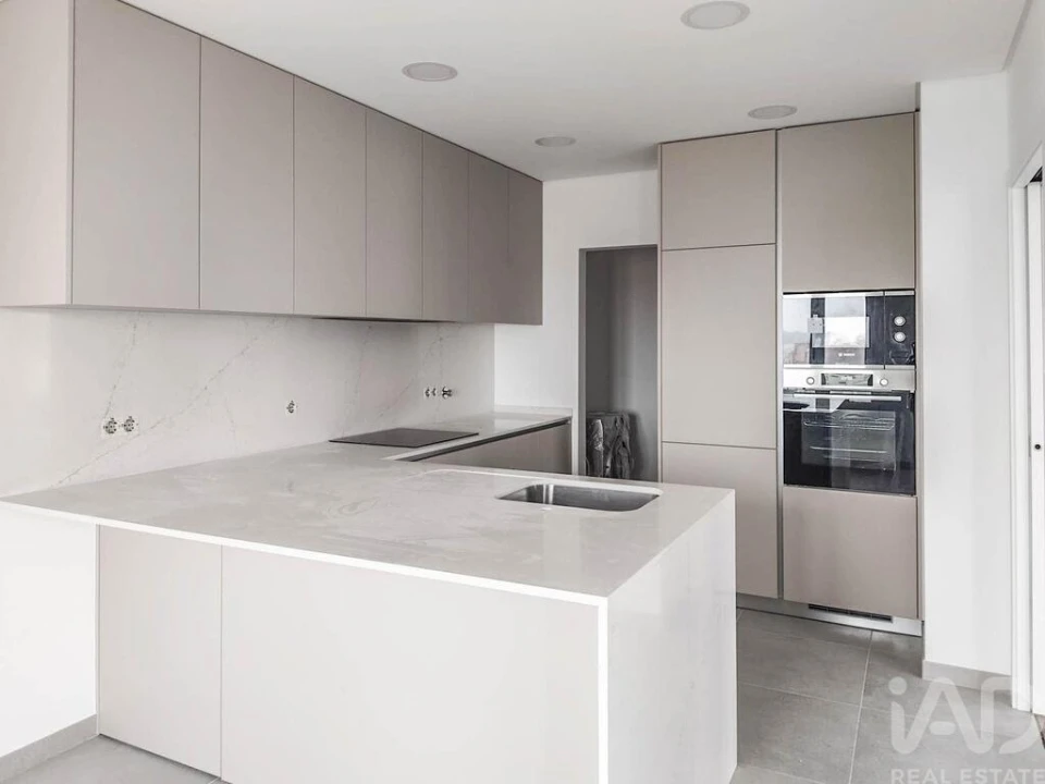 Apartamento T3 para Venda em Marinha Grande Foto 14