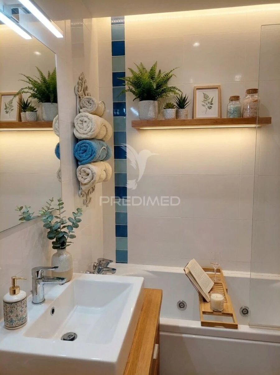 Apartamento T2 para Venda em Quarteira Foto 12