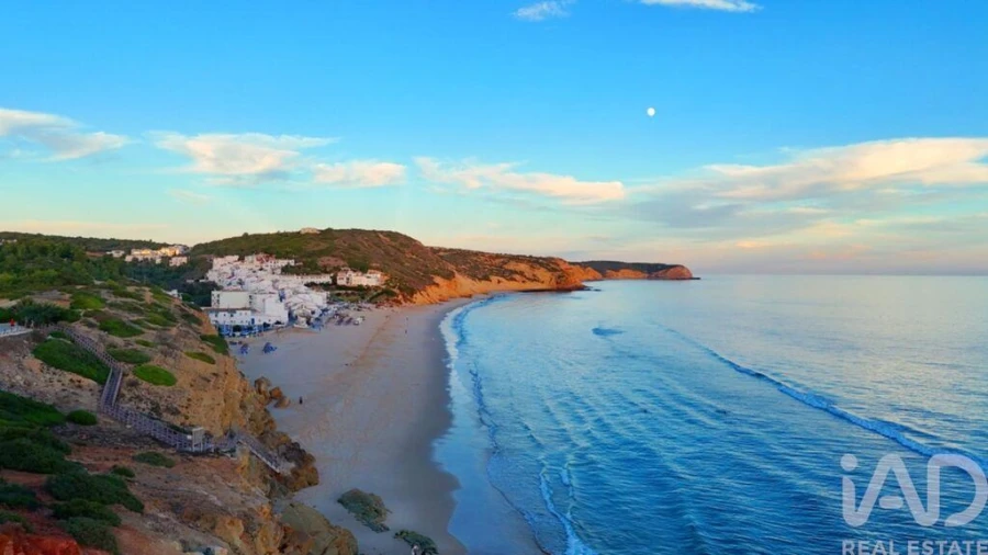 Terreno para Venda em Budens Foto 7
