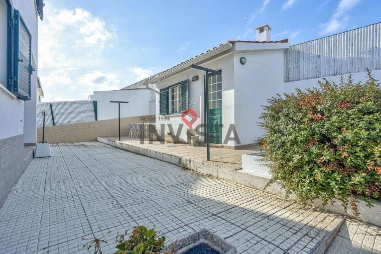 Moradia T3 para Venda em Carregado e Cadafais Foto 4