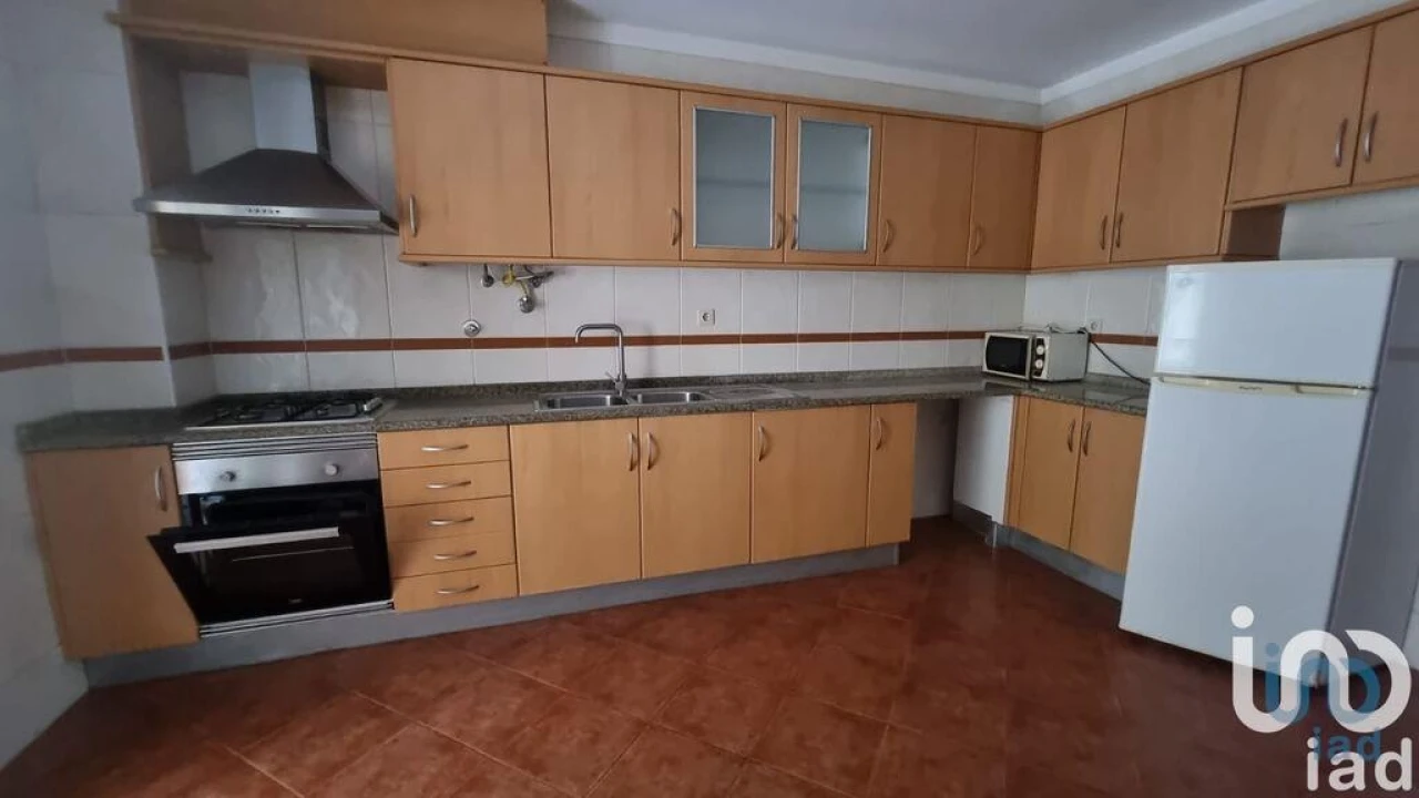Apartamento T3 para Venda em Cepões, Meijinhos e Melcões Foto 1