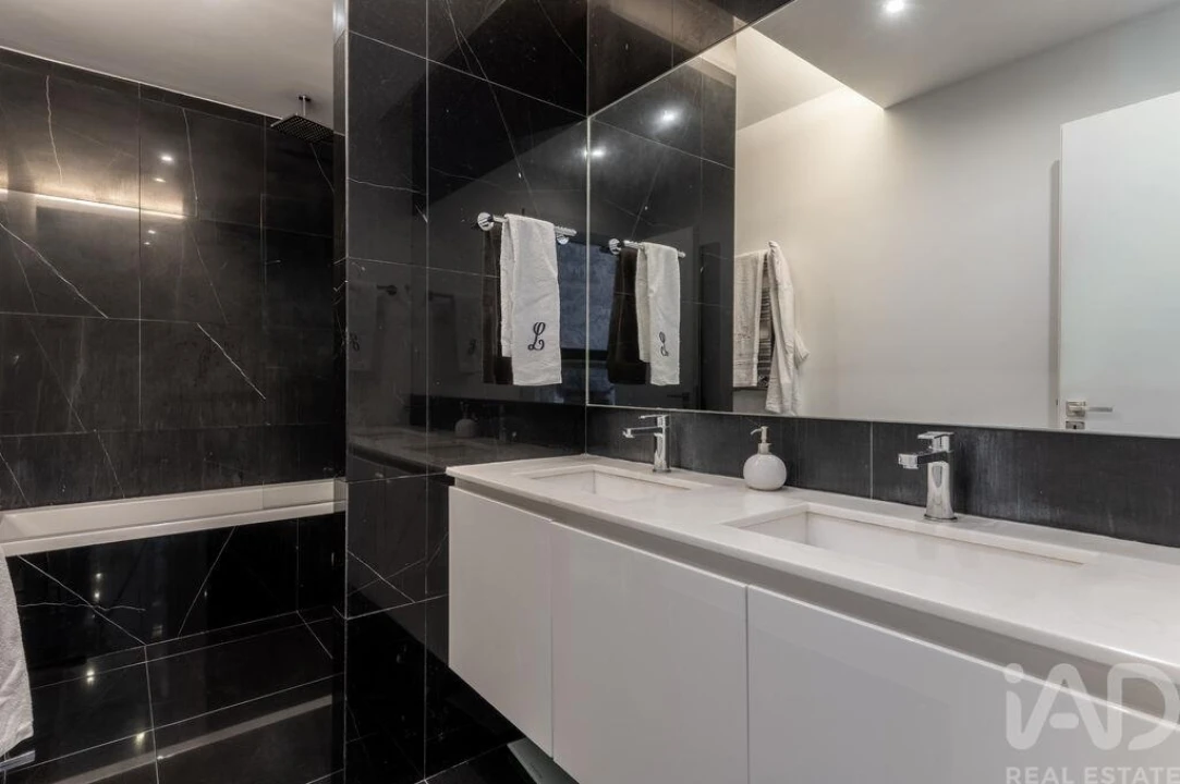 Apartamento T4 para Venda em Estrela Foto 16