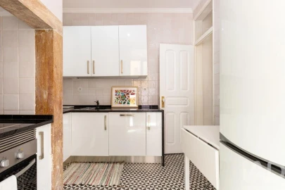 Apartamento T3 para Arrendamento em Arroios