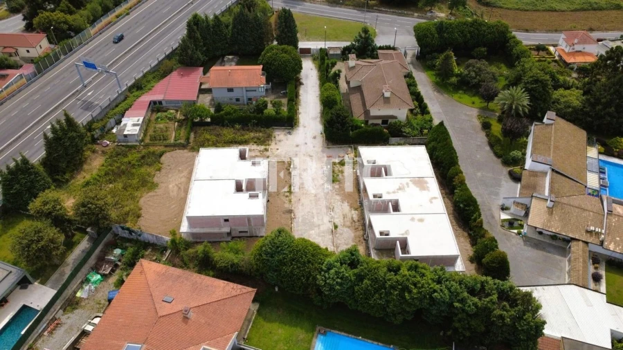 Moradia T3 para Venda em Antas e Abade de Vermoim Foto 6