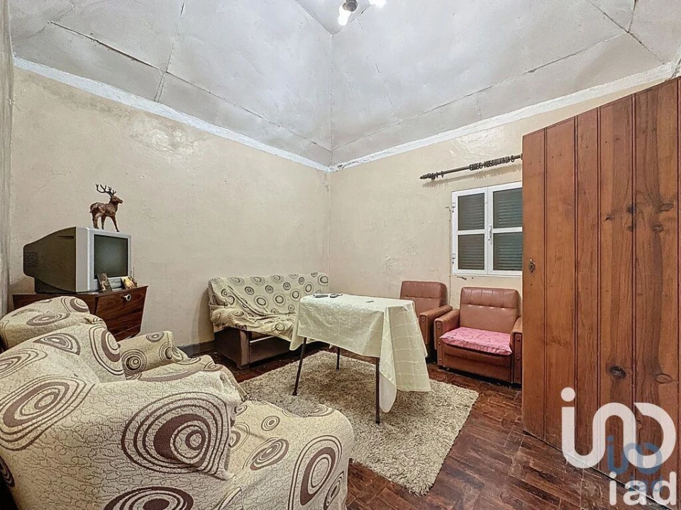 Moradia T2 para Venda em Porto da Cruz Foto 3