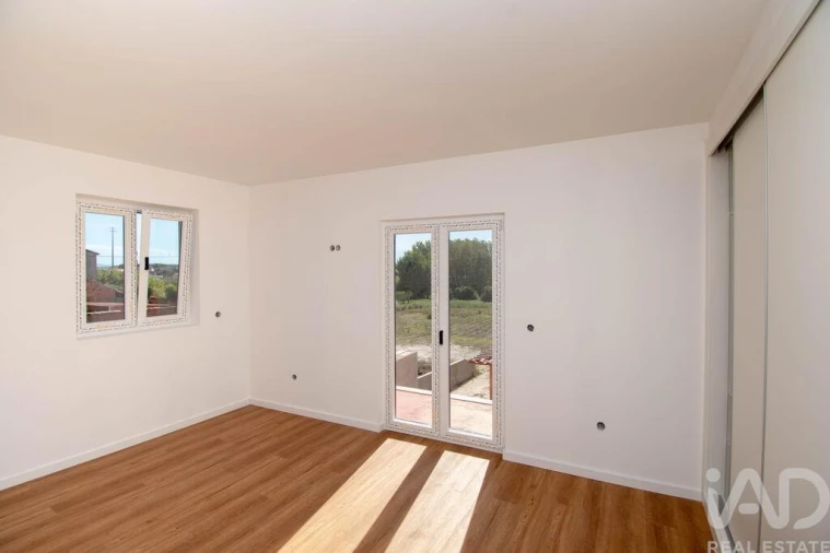 Moradia T4 para Venda em Monte Real e Carvide Foto 15