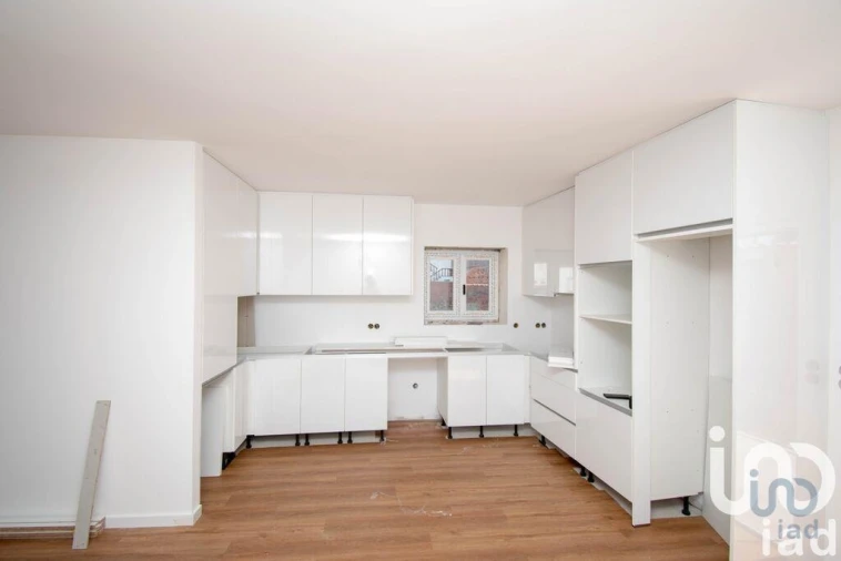 Moradia T4 para Venda em Monte Real e Carvide Foto 3