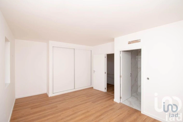 Moradia T4 para Venda em Monte Real e Carvide Foto 12