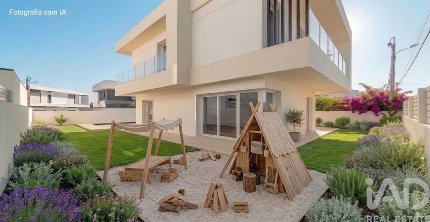 Moradia T4 para Venda em Charneca de Caparica e Sobreda Foto 25
