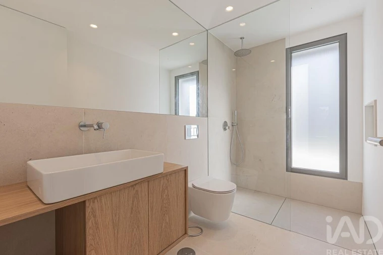 Moradia T4 para Venda em Charneca de Caparica e Sobreda Foto 19