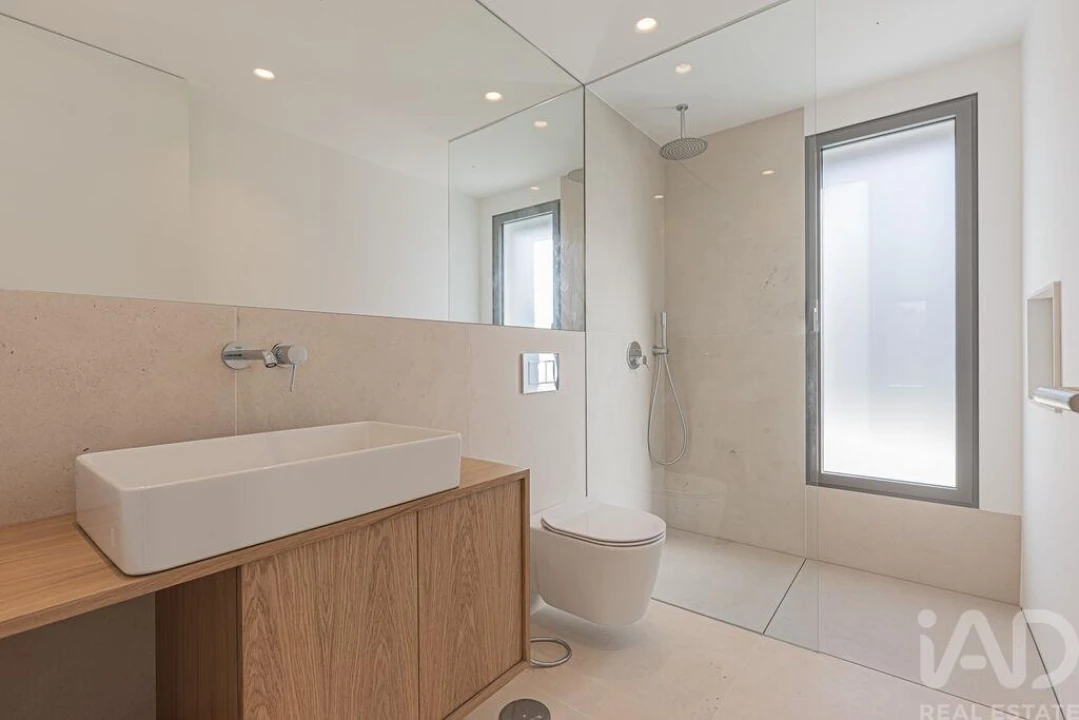 Moradia T4 para Venda em Charneca de Caparica e Sobreda Foto 19