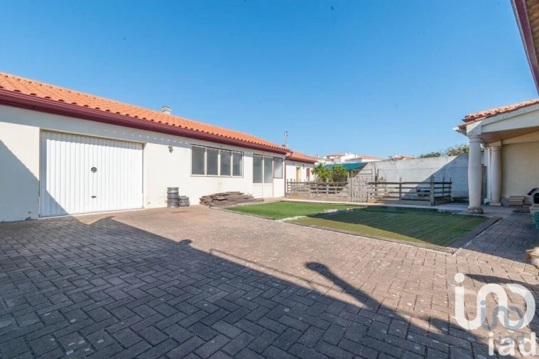 Moradia T4 para Venda em Marinha Grande Foto 2