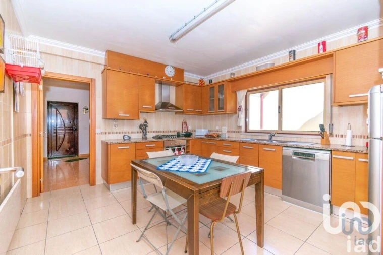 Moradia T4 para Venda em Marinha Grande Foto 7