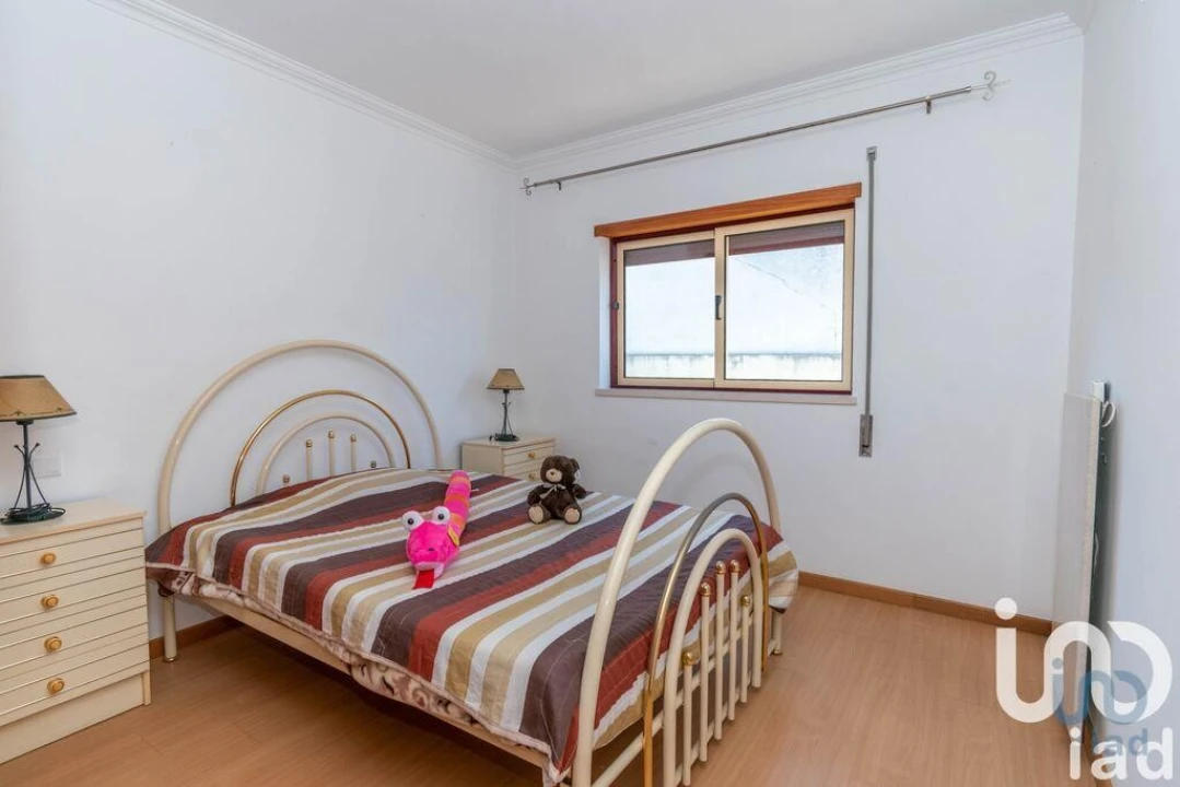 Moradia T4 para Venda em Marinha Grande Foto 12