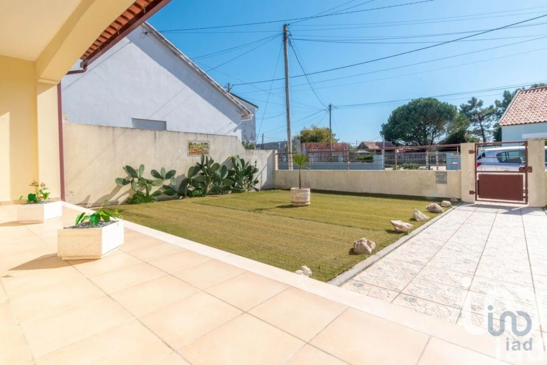 Moradia T4 para Venda em Marinha Grande Foto 3