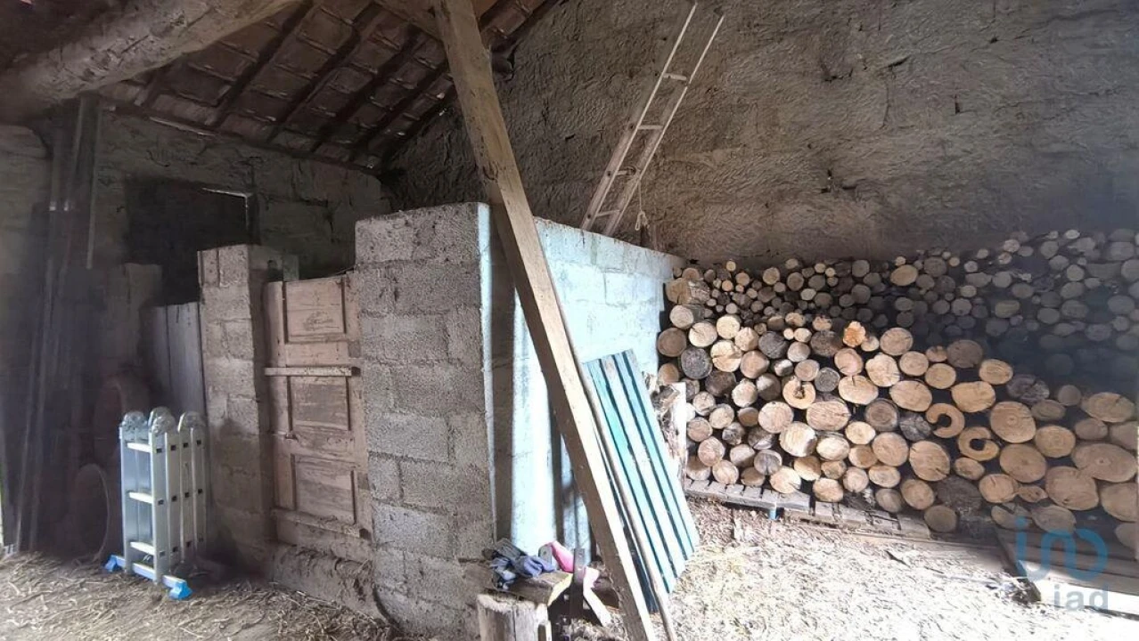 Moradia para Venda em Orgens Foto 8