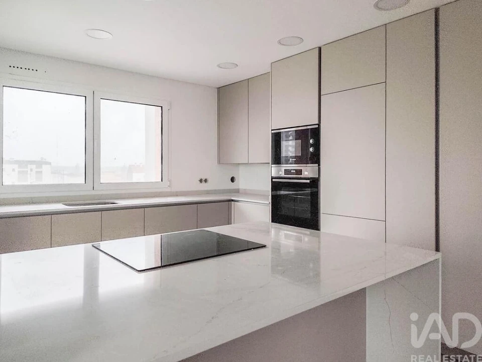 Apartamento T3 para Venda em Marinha Grande Foto 1