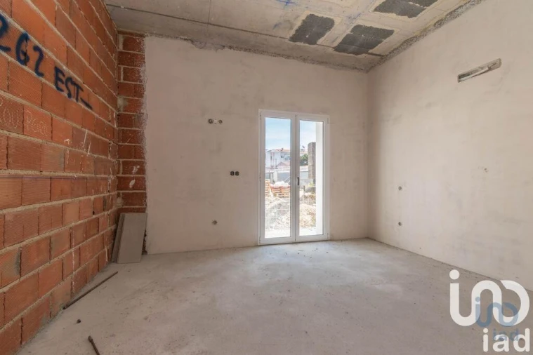 Apartamento T3 para Venda em Marinha Grande Foto 3