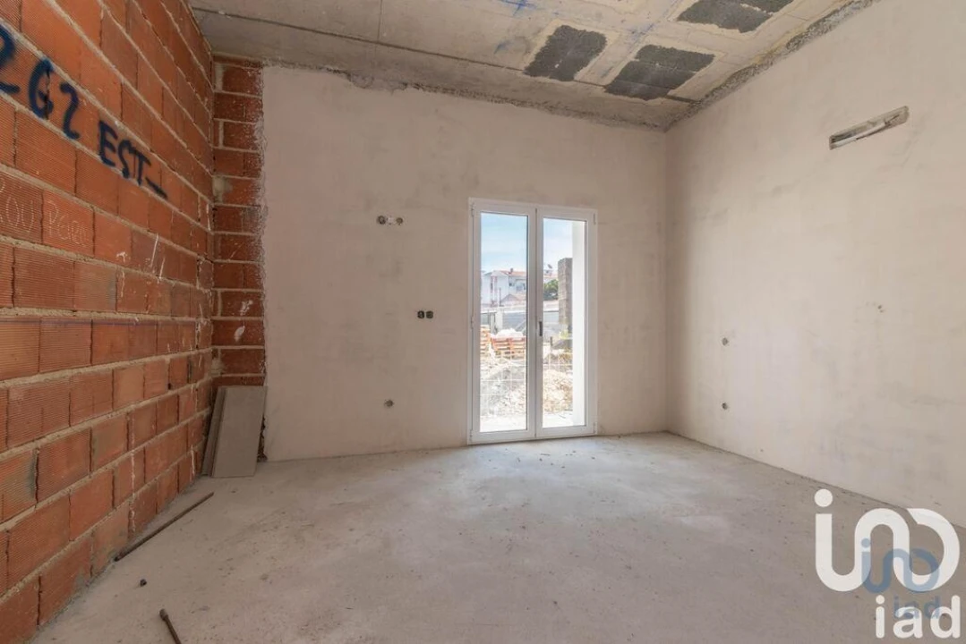 Apartamento T3 para Venda em Marinha Grande Foto 3