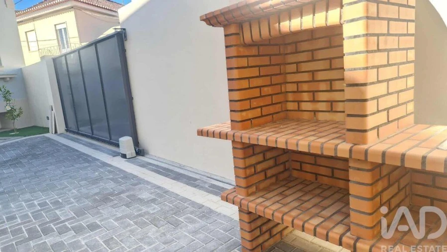 Moradia T5 para Venda em Valado dos Frades Foto 25